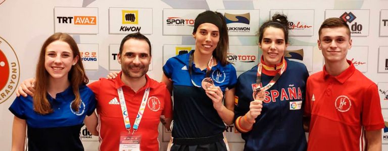 Taekwondo: Eva y Marta Calvo, bronce en el Open de Turquía