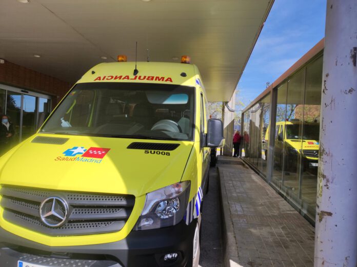 ambulancia urgencias hospital severo ochoa
